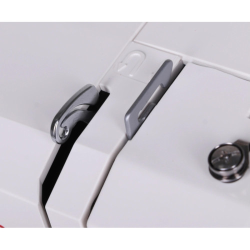 Швейная машина/ Швейная машина Janome Sew Line 500s белый
