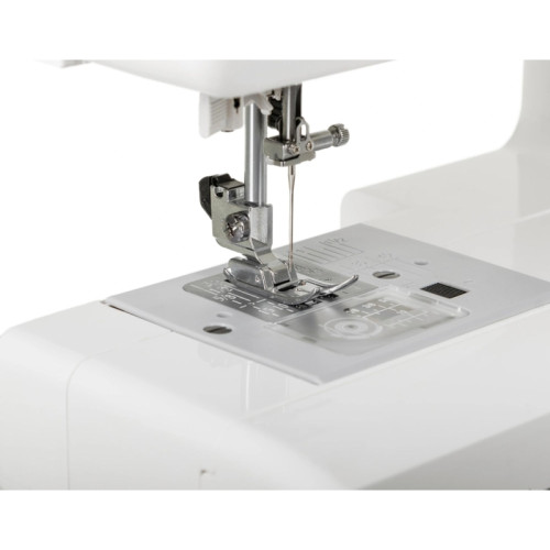 Швейная машина/ Швейная машина Janome Excellent Stitch 18A белый Швейная машина/ Швейная машина Janome Excellent Stitch 18A белый