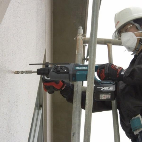 Перфоратор Makita DHR202RF патрон:SDS-plus уд.:1.9Дж аккум. (кейс в комплекте) Перфоратор Makita DHR202RF патрон:SDS-plus уд.:1.9Дж аккум. (кейс в комплекте)