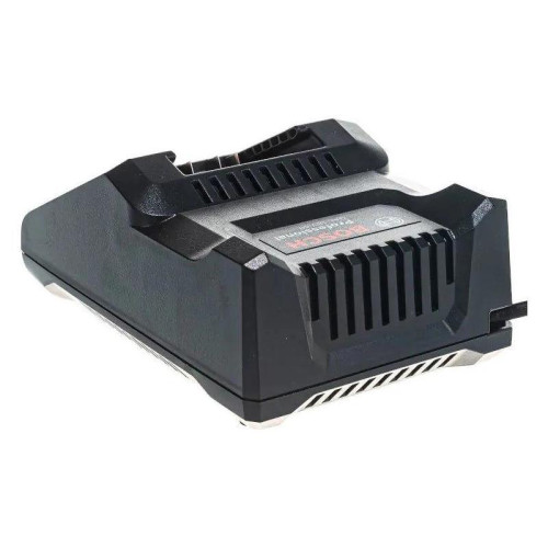 Батарея аккумуляторная Bosch GBA 18В 4Ач Li-Ion (З/У в компл.) (1600A01B9Y) Батарея аккумуляторная Bosch GBA 18В 4Ач Li-Ion (З/У в компл.) (1600A01B9Y)