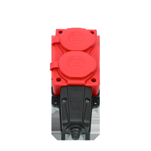 Колодка/ MultiSet Колодка 2х розетка 2К+З каучуковая 16А/250В IP44 Красная