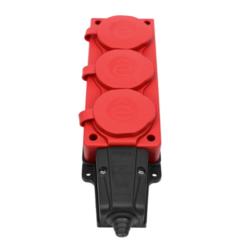 Колодка/ MultiSet Колодка 3х розетка 2К+З каучуковая 16А/250В IP44 Красная