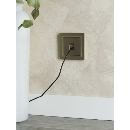 Рамка/ BRITE Рамка 1-местная IP44 РУ-1-БрШ-44 шампань Рамка/ BRITE Рамка 1-местная IP44 РУ-1-БрШ-44 шампань