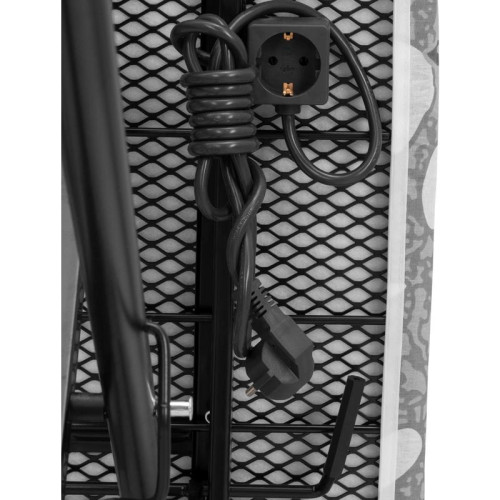 Гладильная доска/ Гладильная доска Starwind SW-IB1748 122x43см рег.высот. рукав.платф. черный