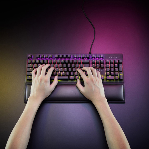 Подкладка для запястий Razer Ergonomic Wrist RestProForFull-sized Keyboards/ Razer Ergonomic Wrist RestProForFull-sized Keyboards