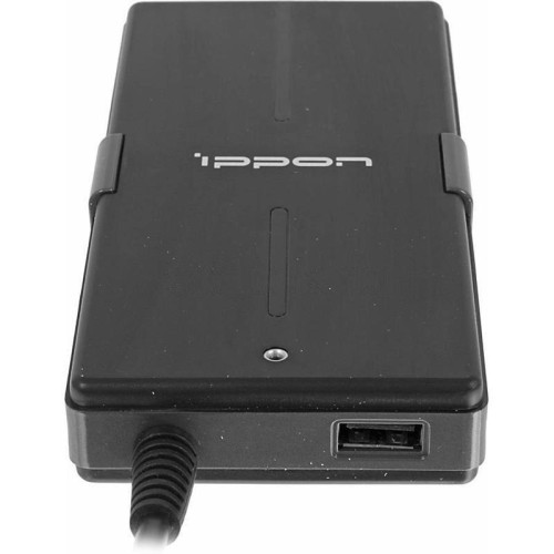 Блок питания Ippon S65U автоматический 65W 15V-19.5V 11-connectors 3.5A 1xUSB 2.1A от бытовой электросети LED индикатор
