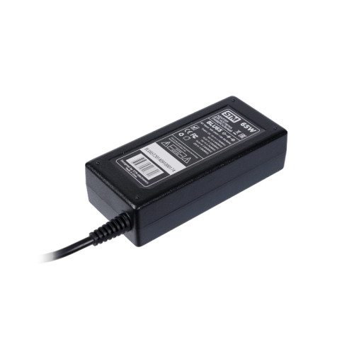 Универсальный адаптер для ноутбуков на 65Ватт/ NB Adapter STM BLU65, 65W, USB(2.1A)