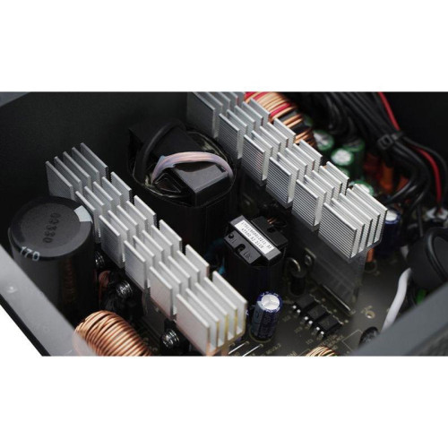 Блок питания Deepcool ATX 650W PF650 80+ white (20+4pin) APFC 120mm fan 6xSATA RTL