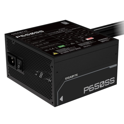 Блок питания ПК Gigabyte P650SS 650W, 80+, SILVER, НЕ модульный, ATX 3.0