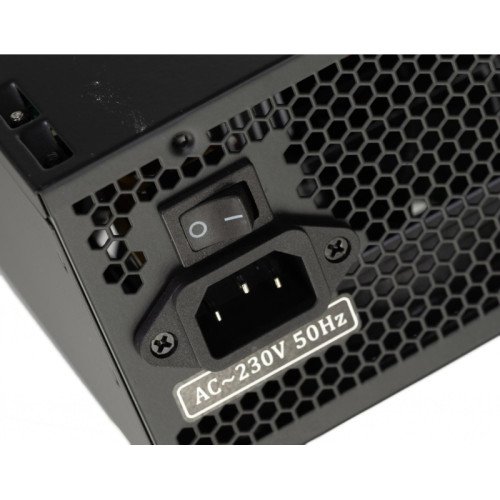 Блок питания Accord ATX 600W ACC-600W-NP (20+4pin) 120mm fan 4xSATA [ACC-600-NP]