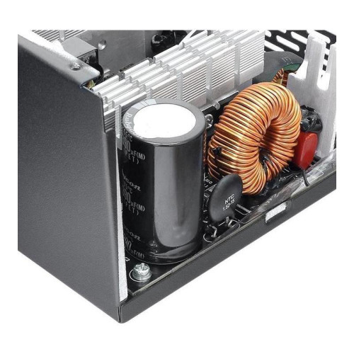 Блок питания Thermaltake ATX 650W Smart BX1 SE 80+ bronze (20+4pin) APFC 120mm fan color LED 6xSATA RTL