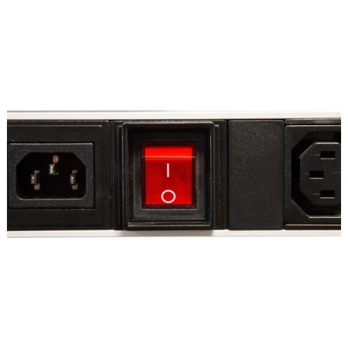 Блок распределения питания Rem R-16-14C13-10C19-V-1420 верт.размещ. 14xC13 10xC19 базовые 16A C20