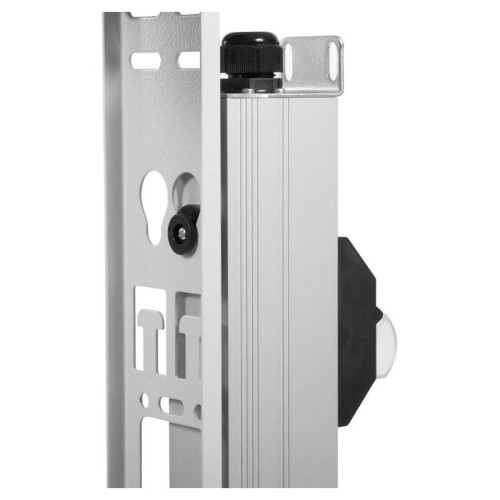 Блок распределения питания Rem R-32-20C13-10C19-A-I-1420-K верт.размещ. 10xC19 20xC13 базовые 32A клеммная колодка