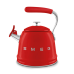 Чайник со свистком SMEG, стиль 50-х г.г., объем 2.3 л, нержавеющая сталь, диаметр нижней пластины 20 см, совместим с любой варочной поверхностью, цвет красный