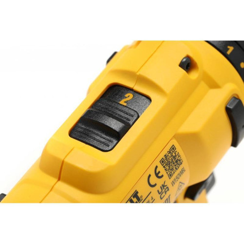 Дрель-шуруповерт DeWalt DCD710D2-QW 180Вт аккум. патрон:быстрозажимной (кейс в комплекте)