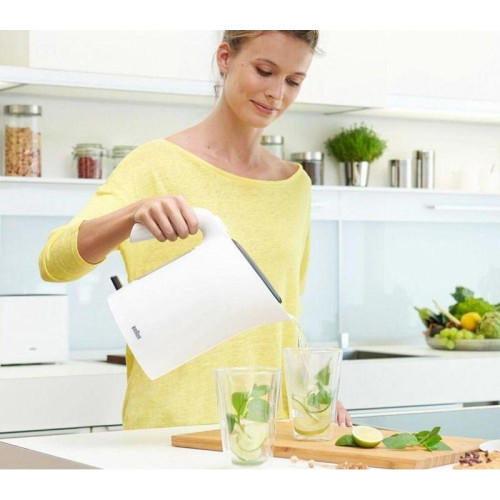 Чайник электрический Braun WK3110WH 1.7л. 3000Вт белый корпус: пластик
