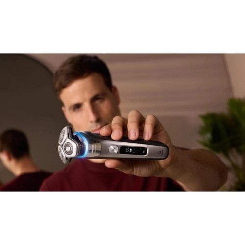 Бритва роторная/ Бритва роторная Philips i9000 Prestige XP9202/10 реж.эл.:3 питан.:аккум. серебристый/черный Бритва роторная/ Бритва роторная Philips i9000 Prestige XP9202/10 реж.эл.:3 питан.:аккум. серебристый/черный