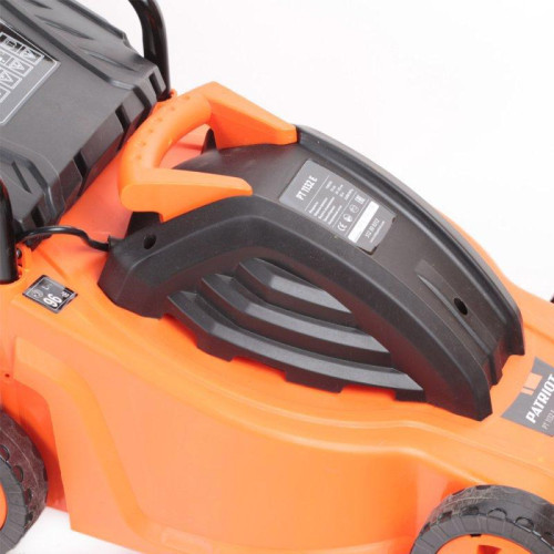 Газонокосилка роторная Patriot PT1132E (512309222) 1000Вт Газонокосилка роторная Patriot PT1132E (512309222) 1000Вт