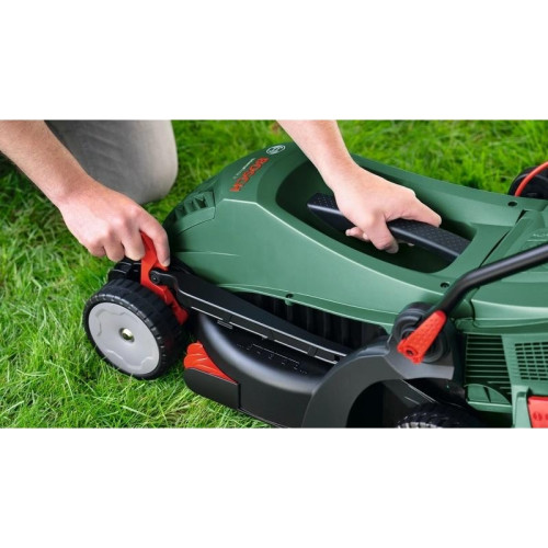 Газонокосилка роторная Bosch UniversalRotak 37-555 (06008A6501) 1400Вт