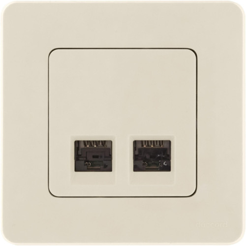 Розетка компьютерная двойная/ Розетка компьютерная двойная RJ-45 категория 6 UTP слоновая кость INSPIRIA