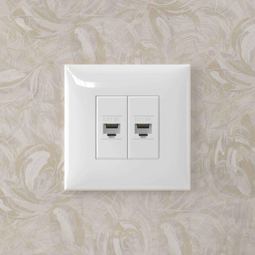 Компьютерная розетка/ Avanti Компьютерная розетка RJ-45 без шторки в стену, кат.5е двойная, Белое облако