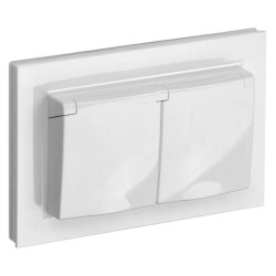 Розетка силов. IEK Brite РСбш12-3-44-БрБ BR-R26-16-44-K01-F двойн. скрыт. зазем. штор. крыш. IP44 белый (упак.:1шт)