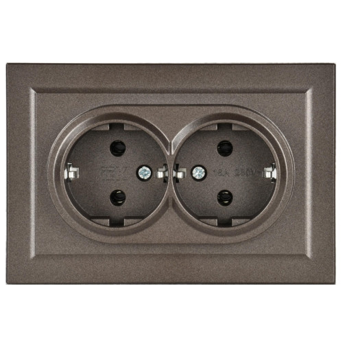 Розетка двойная заземлением без защитных шторок/ BRITE Розетка двойная с заземлением без защитных шторок 16А в сборе РС12-3-БрТБ темная бронза
