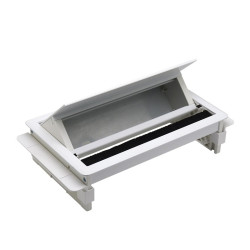 Donel Настольный встраиваемый розеточный блок 8 мод. (4 мод. 45х45), белый