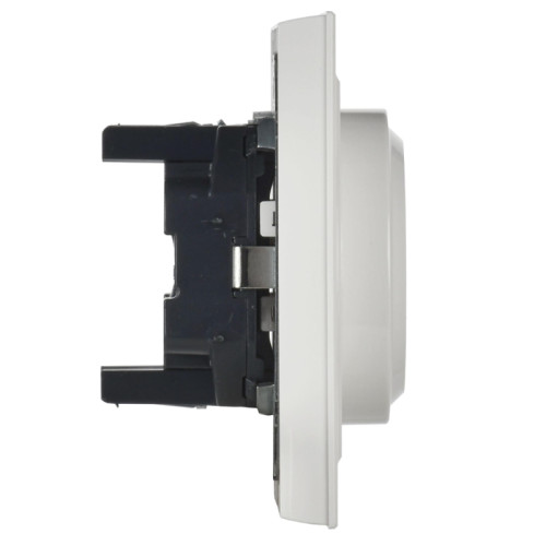 Розетка силов. IEK Brite РС12-3-БрБ BR-R21-16-K01-F 2розет. двойн. скрыт. зазем. IP20 белый (упак.:1шт) Розетка силов. IEK Brite РС12-3-БрБ BR-R21-16-K01-F 2розет. двойн. скрыт. зазем. IP20 белый (упак.:1шт)