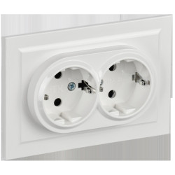 Розетка силов. IEK Brite РС12-3-БрБ BR-R21-16-K01-F 2розет. двойн. скрыт. зазем. IP20 белый (упак.:1шт)