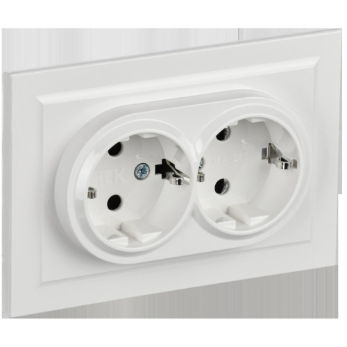Розетка силов. IEK Brite РС12-3-БрБ BR-R21-16-K01-F 2розет. двойн. скрыт. зазем. IP20 белый (упак.:1шт)