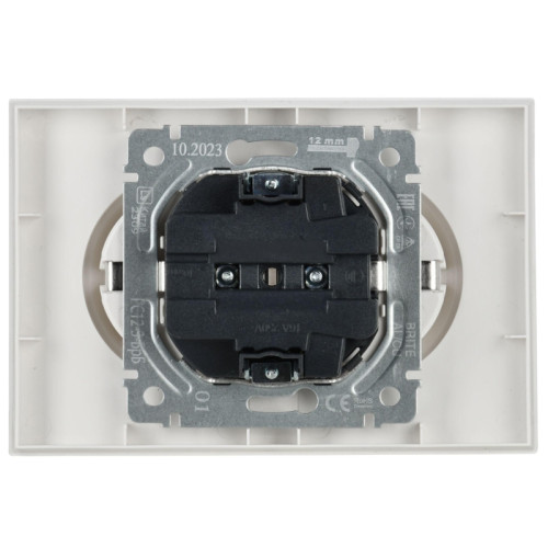Розетка силов. IEK Brite РС12-3-БрБ BR-R21-16-K01-F 2розет. двойн. скрыт. зазем. IP20 белый (упак.:1шт) Розетка силов. IEK Brite РС12-3-БрБ BR-R21-16-K01-F 2розет. двойн. скрыт. зазем. IP20 белый (упак.:1шт)