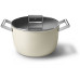 Посуда SMEG/ Кастрюля с двумя ручками и крышкой 26 см, кремовая Посуда SMEG/ Кастрюля с двумя ручками и крышкой 26 см, кремовая