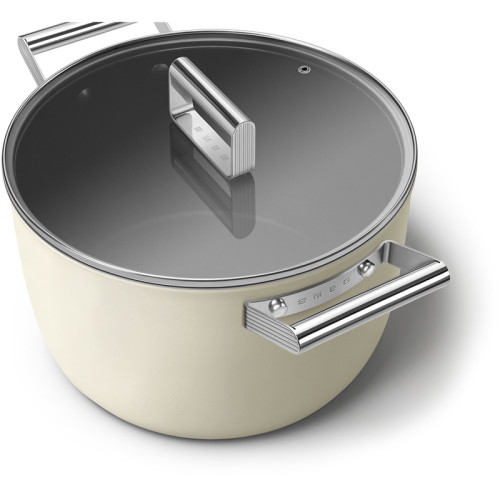Посуда SMEG/ Кастрюля с двумя ручками и крышкой 26 см, кремовая