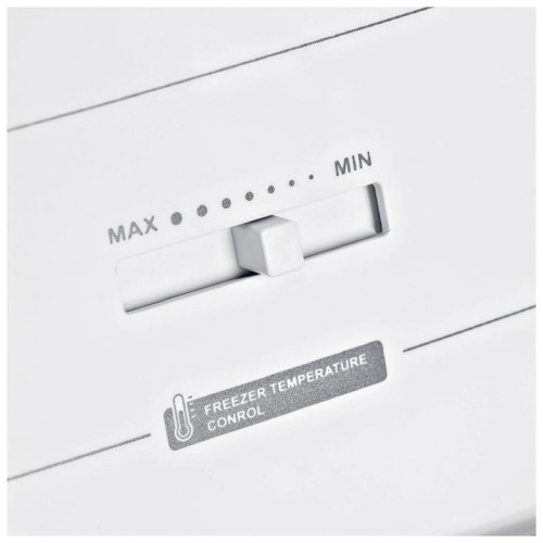 Холодильник Hyundai CC2056FWT 2-хкамерн. белый