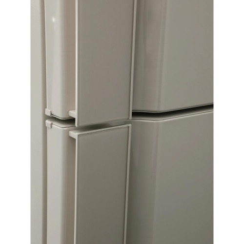 Холодильник Hitachi R-V660PUC7-1 BEG 2-хкамерн. бежевый инвертер