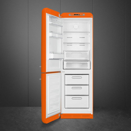 Холодильник SMEG/ Отдельностоящий двухдверный холодильник, стиль 50-х годов, 60 см, оранжевый, No-frost, петли слева