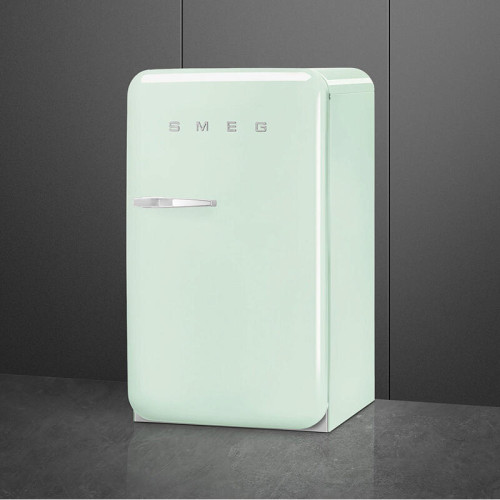 Холодильник SMEG/ Отдельностоящий однодверный холодильник, стиль 50-х годов, 54,5 см, петли справа, цвет пастельный зеленый