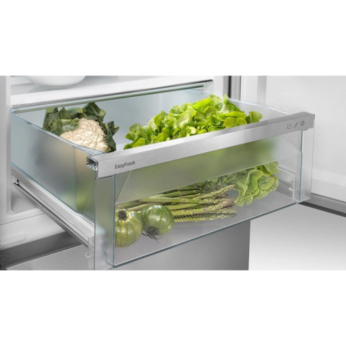 Холодильники LIEBHERR/ Pure, EasyFresh, МК NoFrost 3 контейнера, сенсорный дисплей Touch, внешние ручки с толкателями, белый цвет, ВхШхГ, см: 185.5х60х67.5