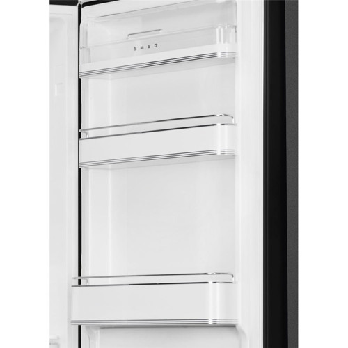 Холодильник SMEG/ Отдельностоящий двухдверный холодильник, стиль 50-х годов, 60 см, черный, No-frost, петли справа,Стиль 50-х гг.черный