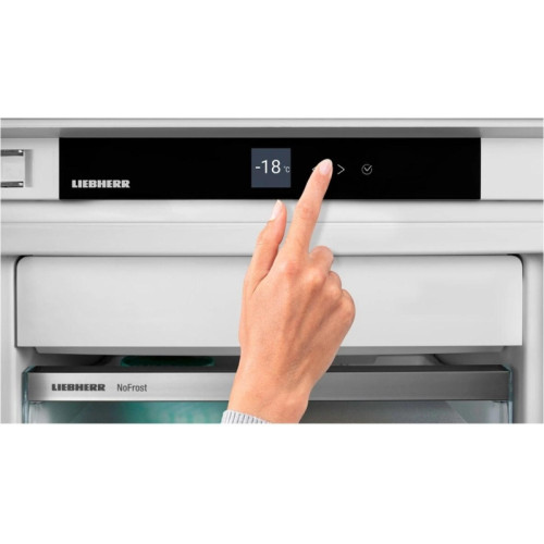 Холодильники LIEBHERR/ Pure, EasyFresh, МК NoFrost 3 контейнера, сенсорный дисплей Touch, внешние ручки с толкателями, белый цвет, ВхШхГ, см: 185.5х60х67.5