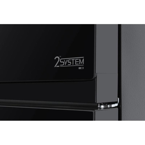 Холодильник Hyundai CM5005F 3-хкамерн. черное стекло инвертер