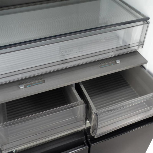 Холодильник Hyundai CM45043F 3-хкамерн. черная сталь