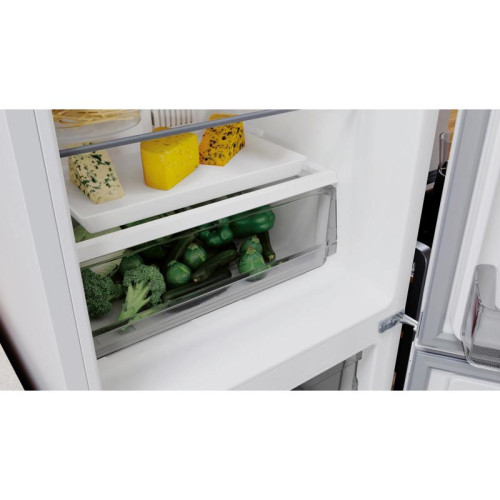 Холодильник Hotpoint HT 5180 W 2-хкамерн. белый/серебристый