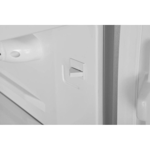 Холодильник Hyundai CC2051SL 2-хкамерн. серебристый