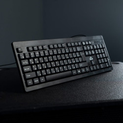 Клавиатура Клавиатура БЕШТАУ КЛ104РУ 104 клавиши, USB, 1,8м, цвет русской/латинской раскладки Белый/Белый, черная