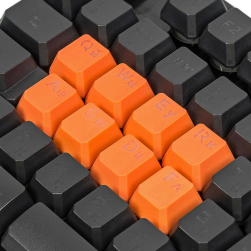 Клавиатура A4Tech Bloody B3370R черный USB Multimedia for gamer LED (подставка для запястий) Клавиатура A4Tech Bloody B3370R черный USB Multimedia for gamer LED (подставка для запястий)