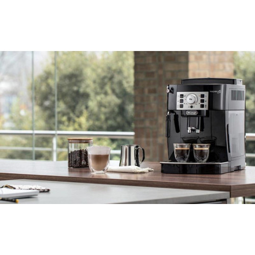Кофемашина Delonghi Magnifica ECAM22.110.B 1450Вт черный