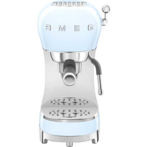 Ручная кофемашина Smeg, стиль 50-х, регулируемая температура кофе, давление 15 бар, емкость контейнера для воды 1.1 л, цвет пастельный голубой