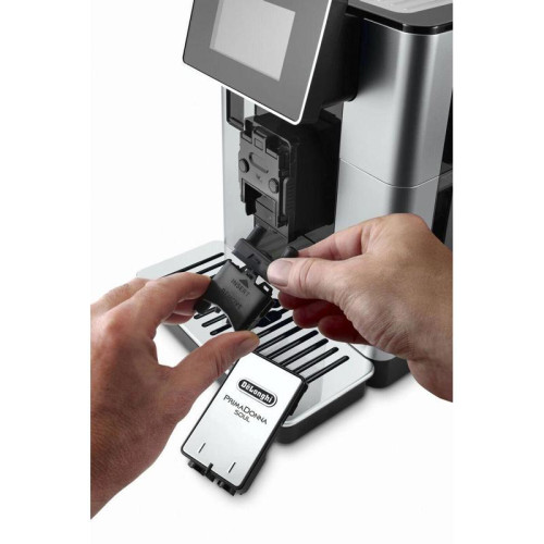 Кофемашина Delonghi ECAM610.55.SB 1450Вт черный/серебристый